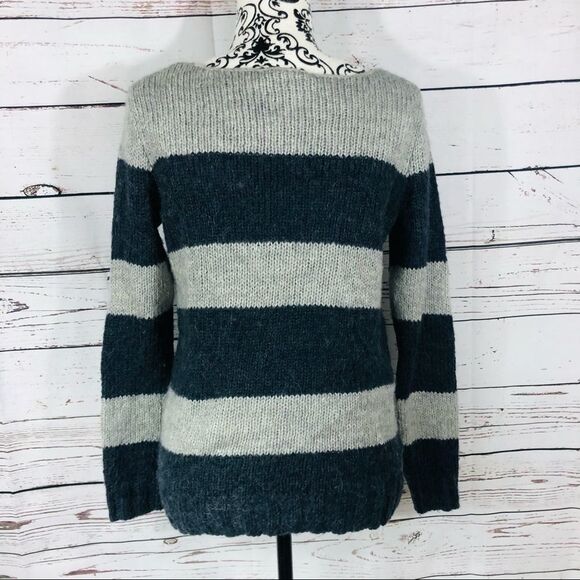 Gap Alpaca Blend Essential Classic Navy Grey Stripe Wide Neck Sweater XS - Picture 3 of 7